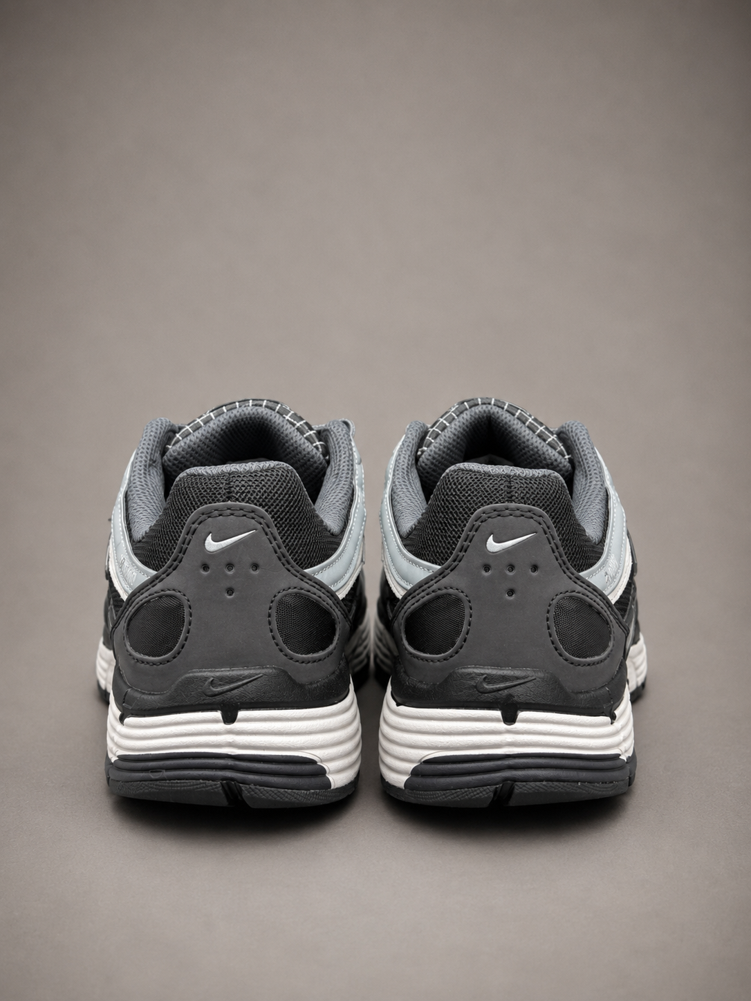 Premium Black Grey Running Shoes - Image 4
