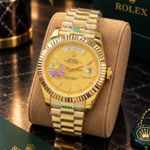 Men’s Luxury Gold Watch