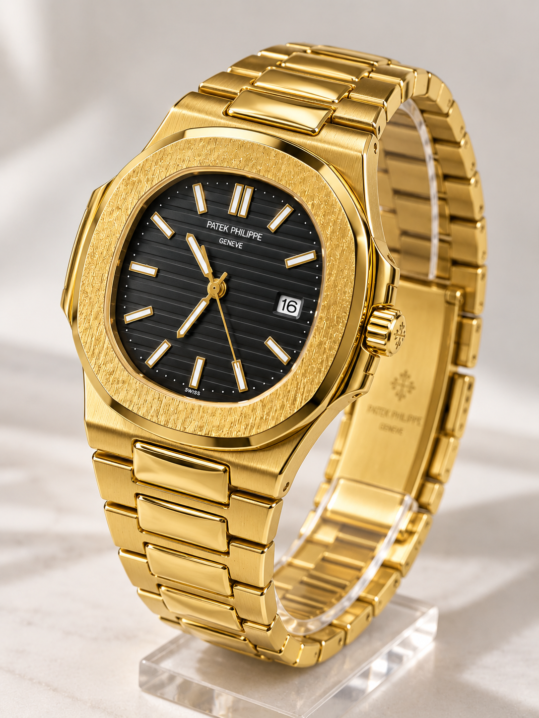 Luxury Gold Men’s Watch - Image 2