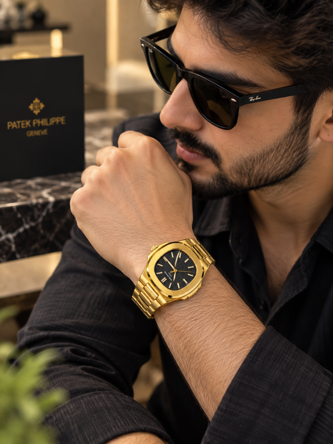 Luxury Gold Men’s Watch - Image 3